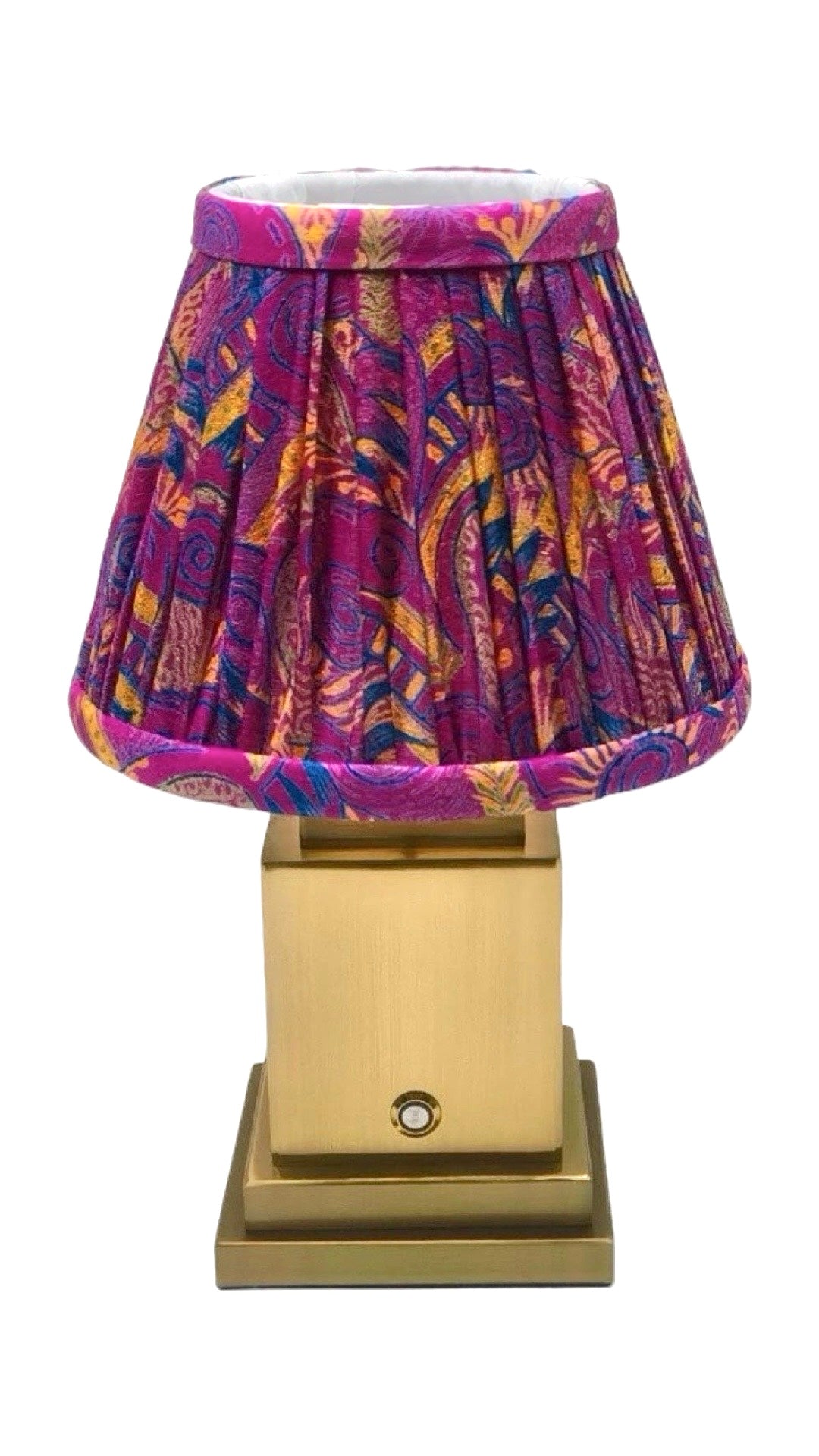 Luxe rechargeable lamp with Adoni Sari shade