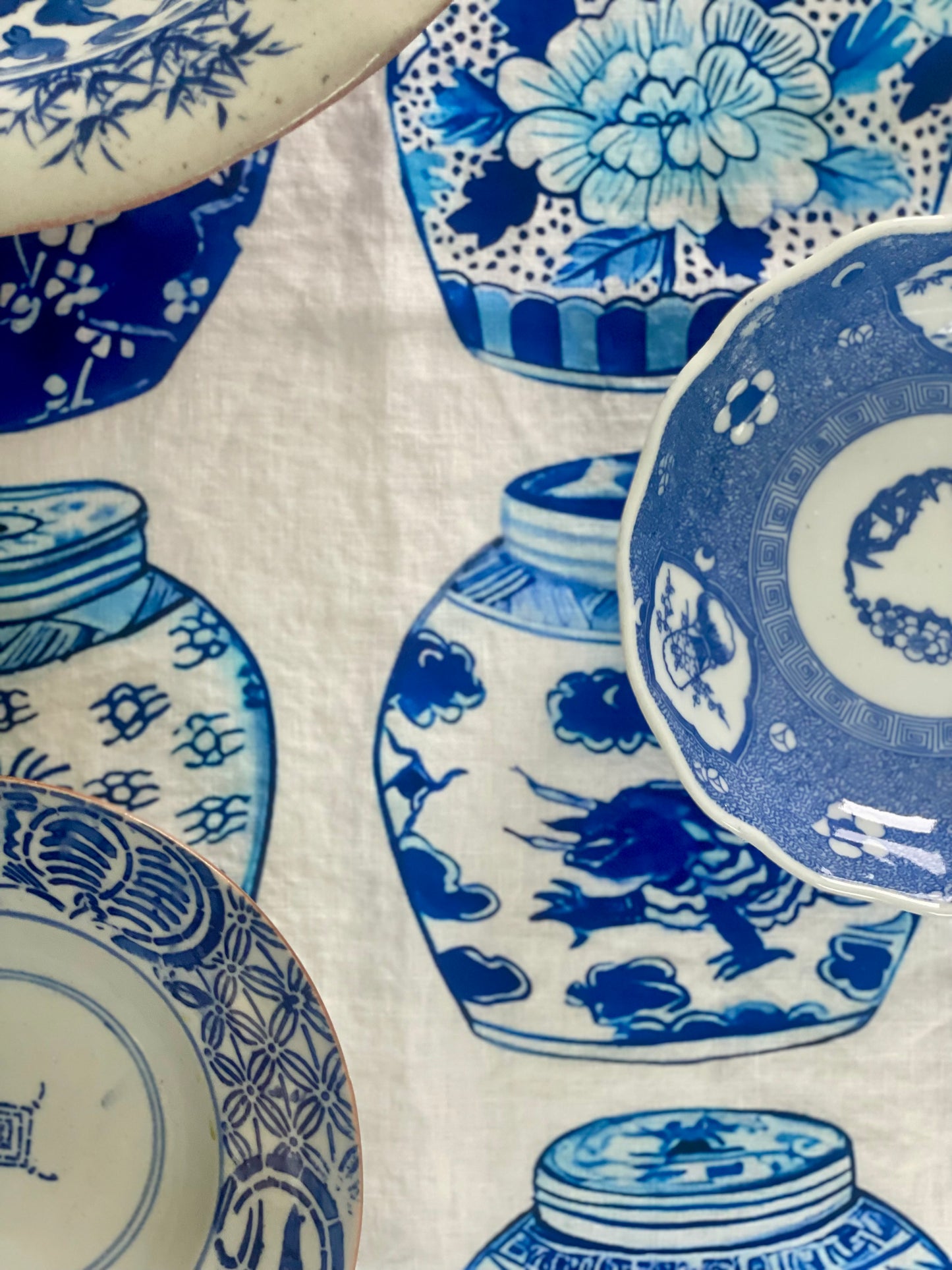 Ginger Jars Linen Tablecloth