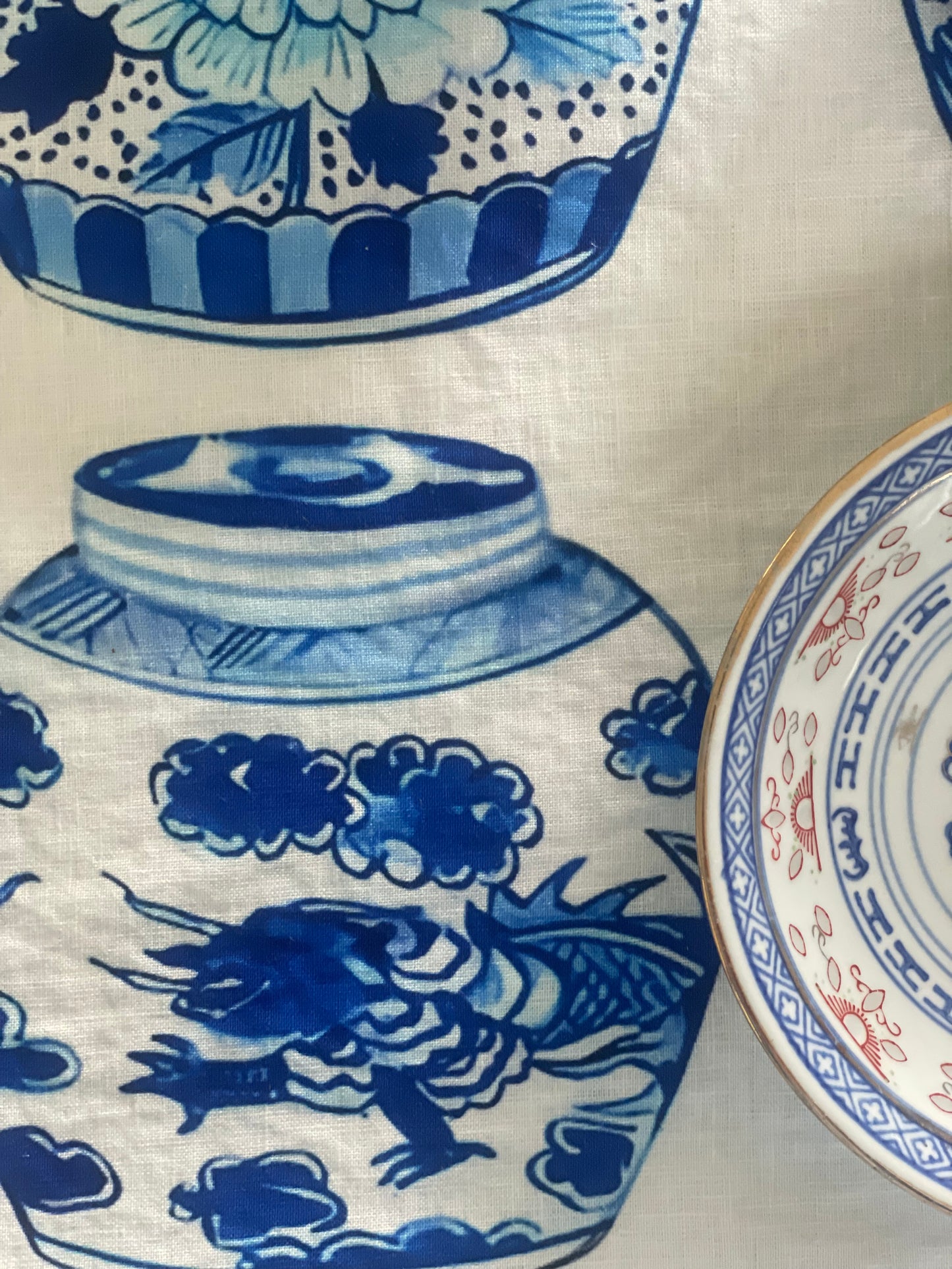 Ginger Jars Linen Tablecloth