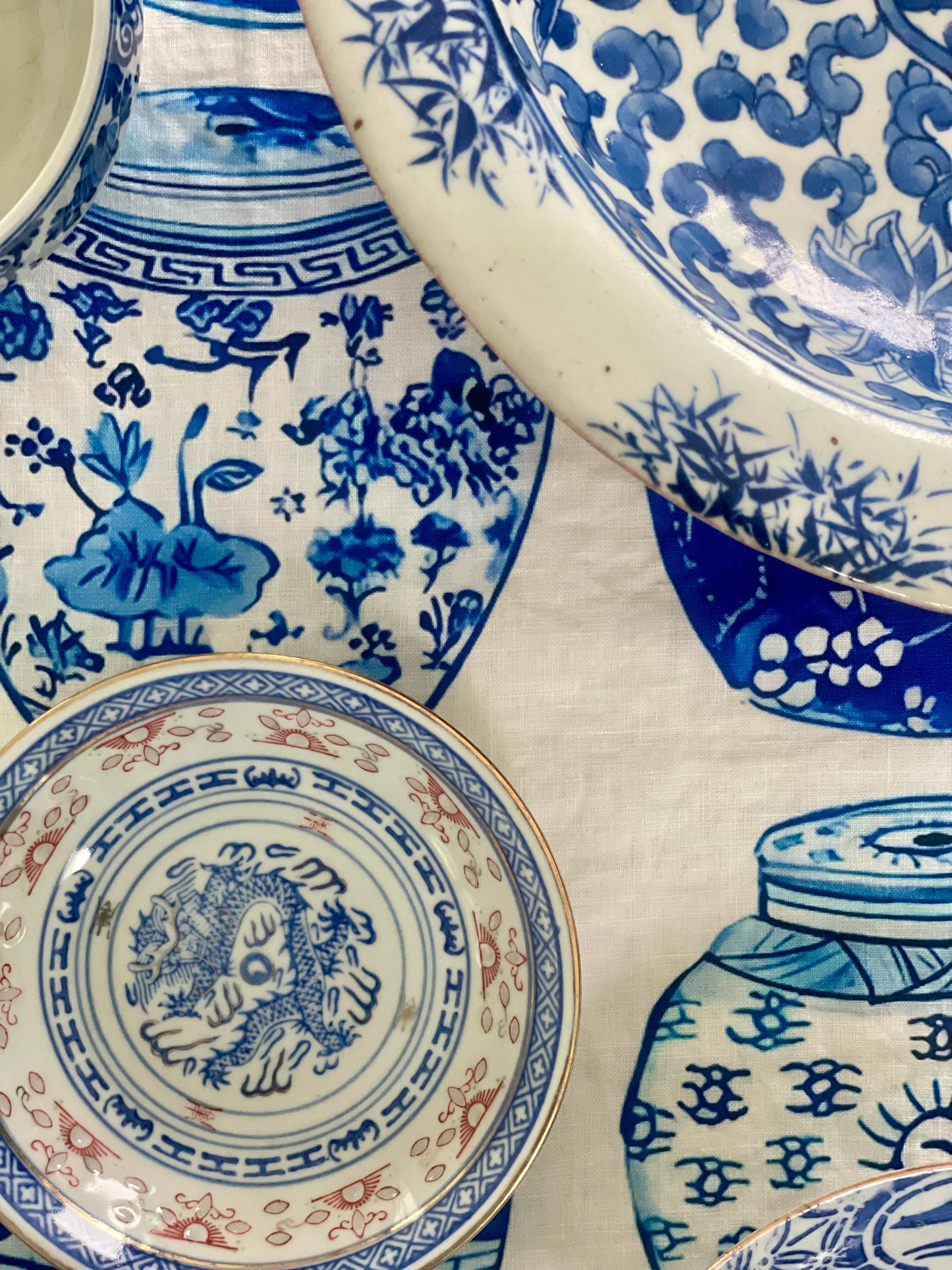 Ginger Jars Linen Tablecloth