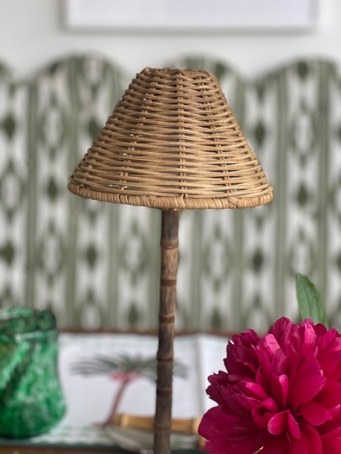 Bali bamboo rechargeable lamp