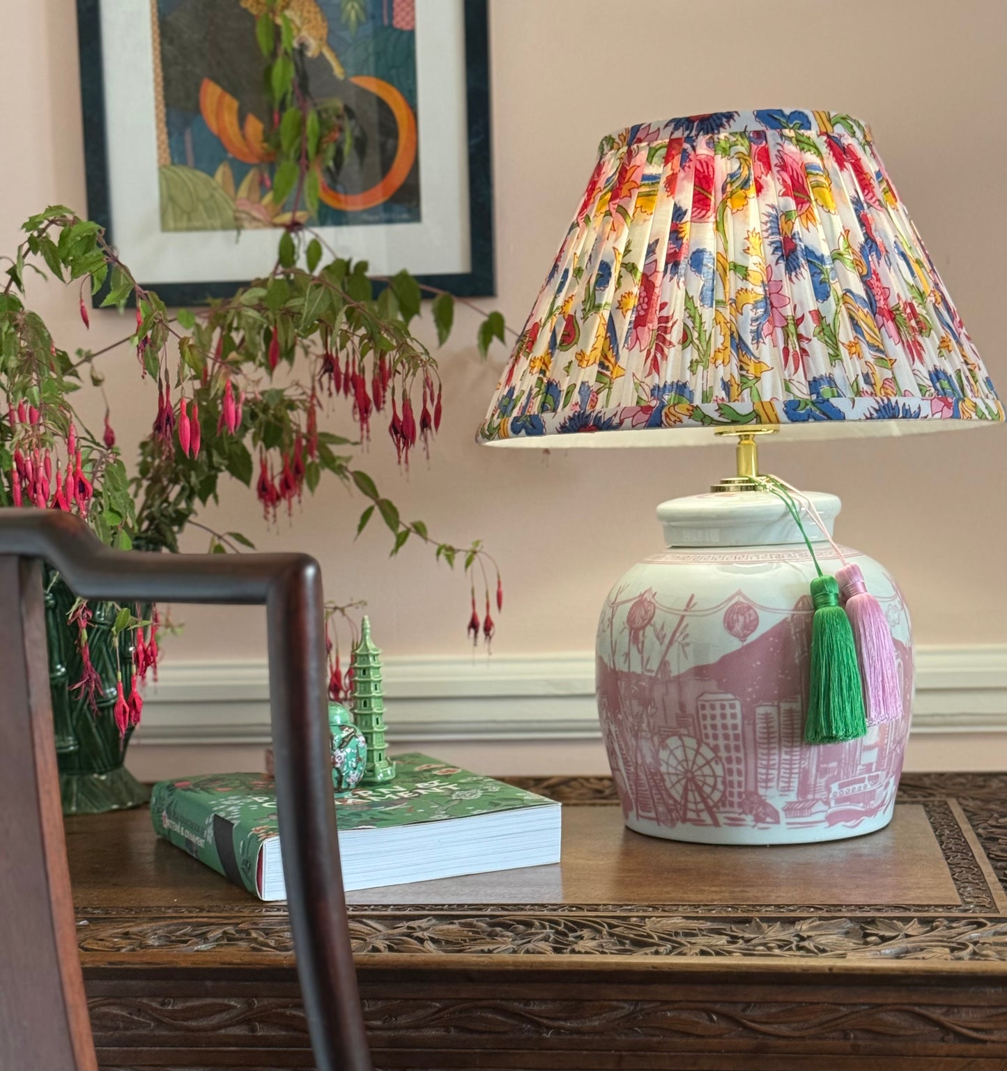‘Hong Kong Homage' Ginger Jar Lamp: Blossom Pink