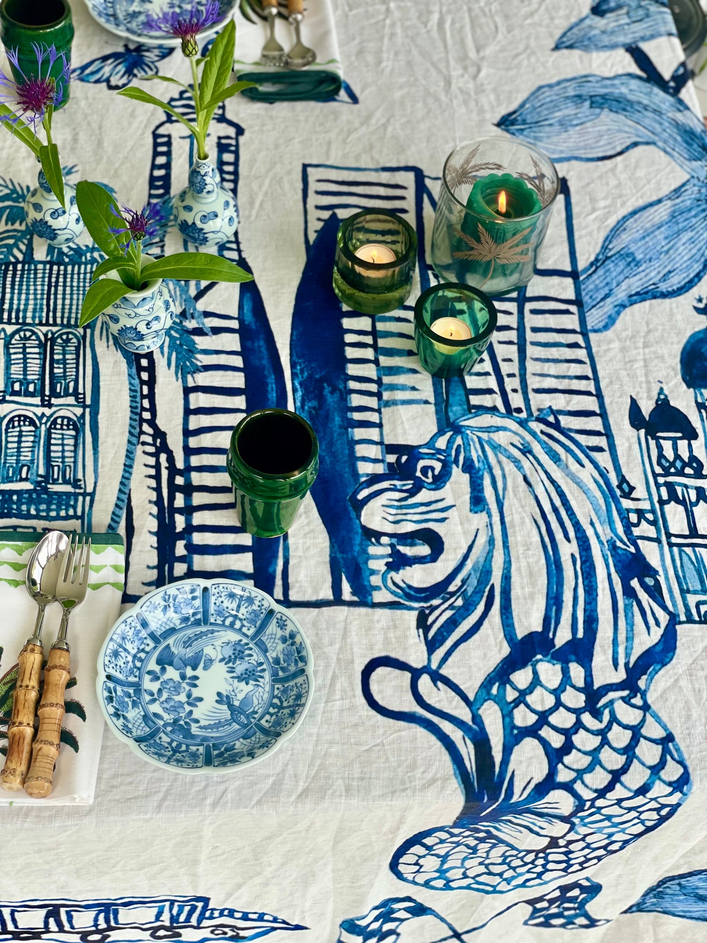 'Singapore Celebration' Linen Tablecloth