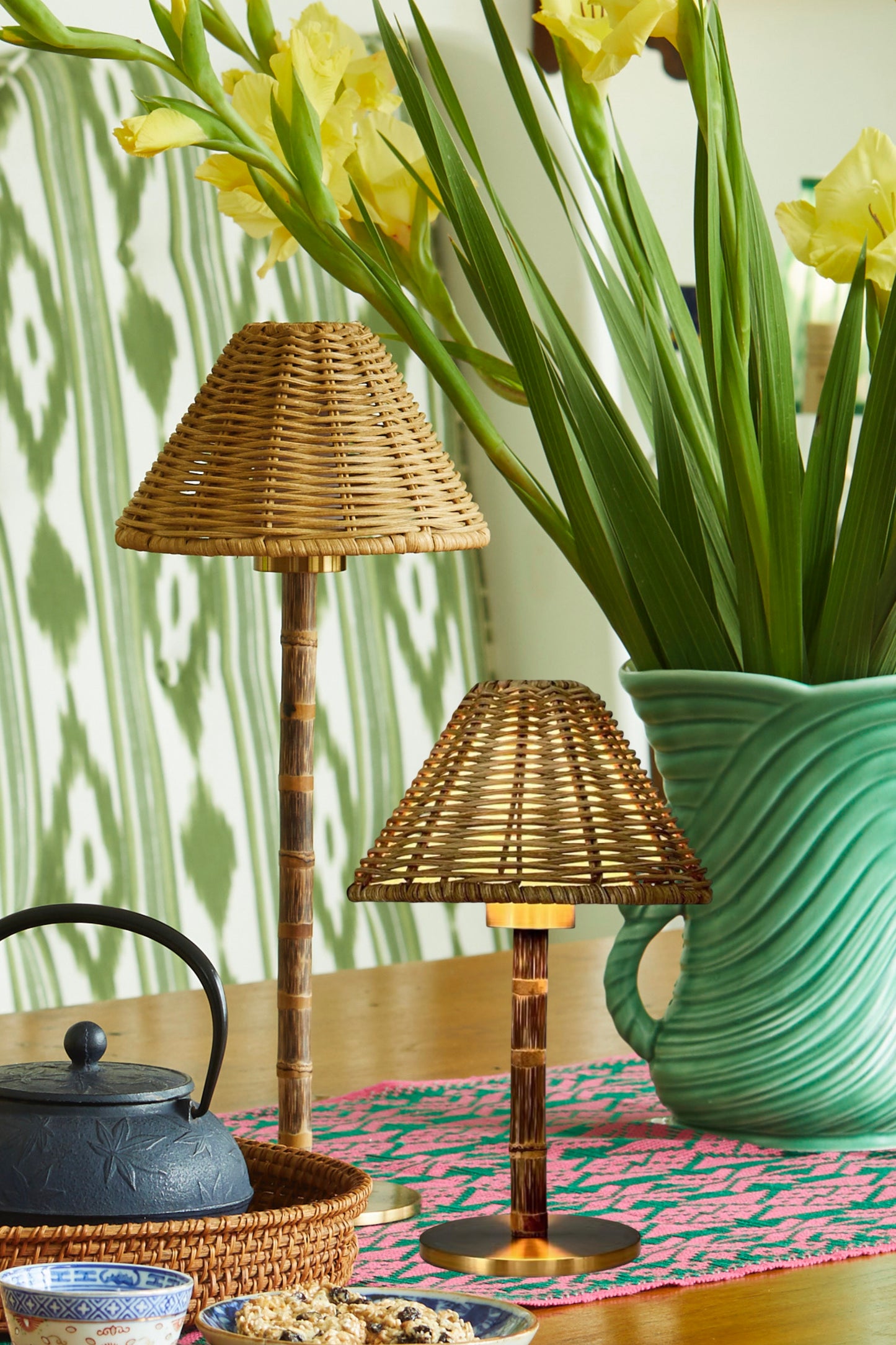 Mini Bali bamboo rechargeable lamp
