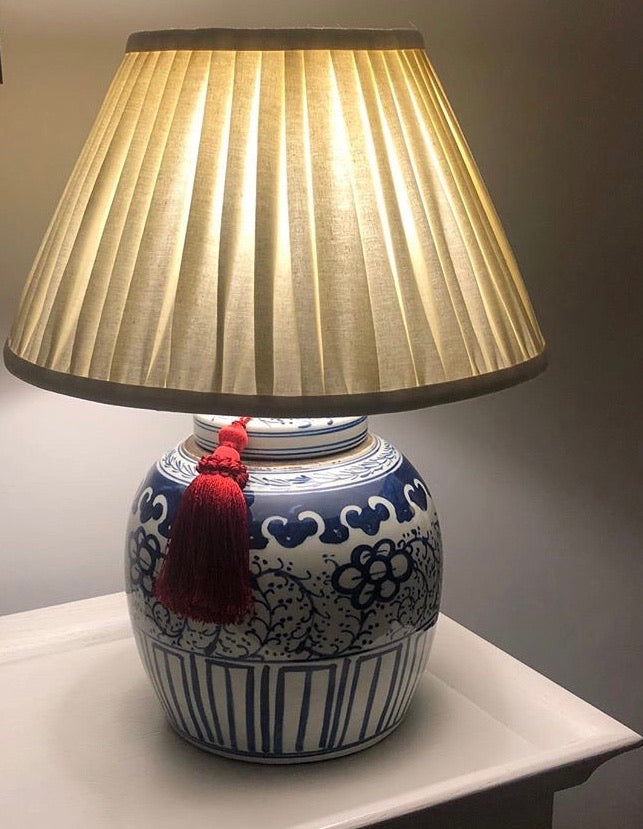 buttermilk linen lampshade and ruyi base