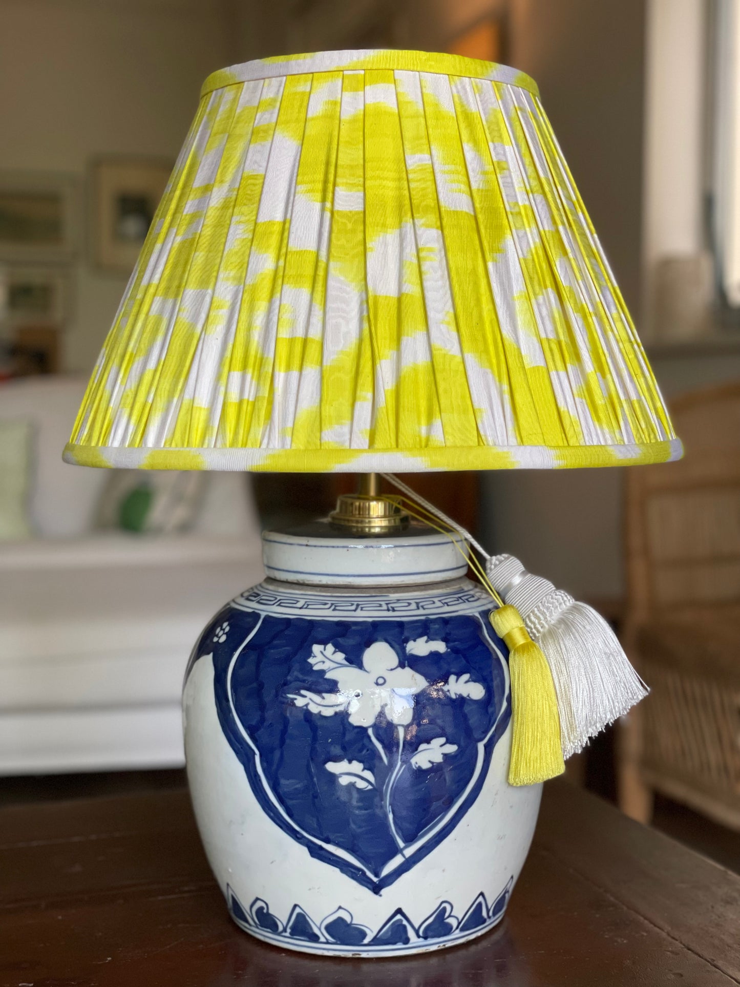 Jasmine Ginger Jar Lamp