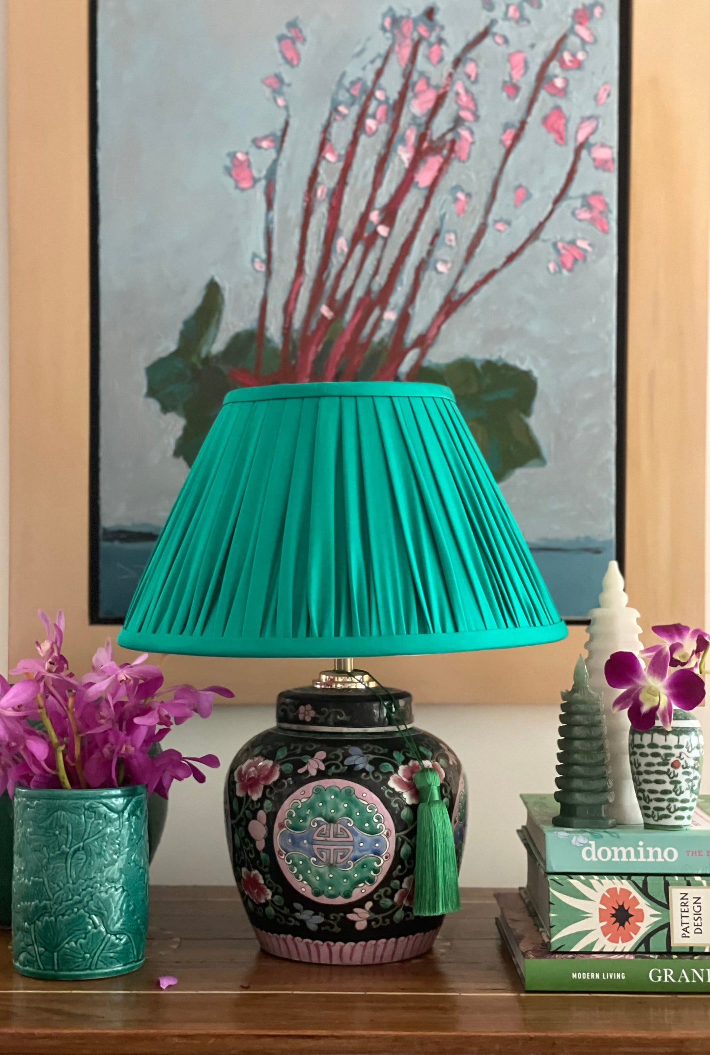 Famille Noire Ginger Jar Lamp