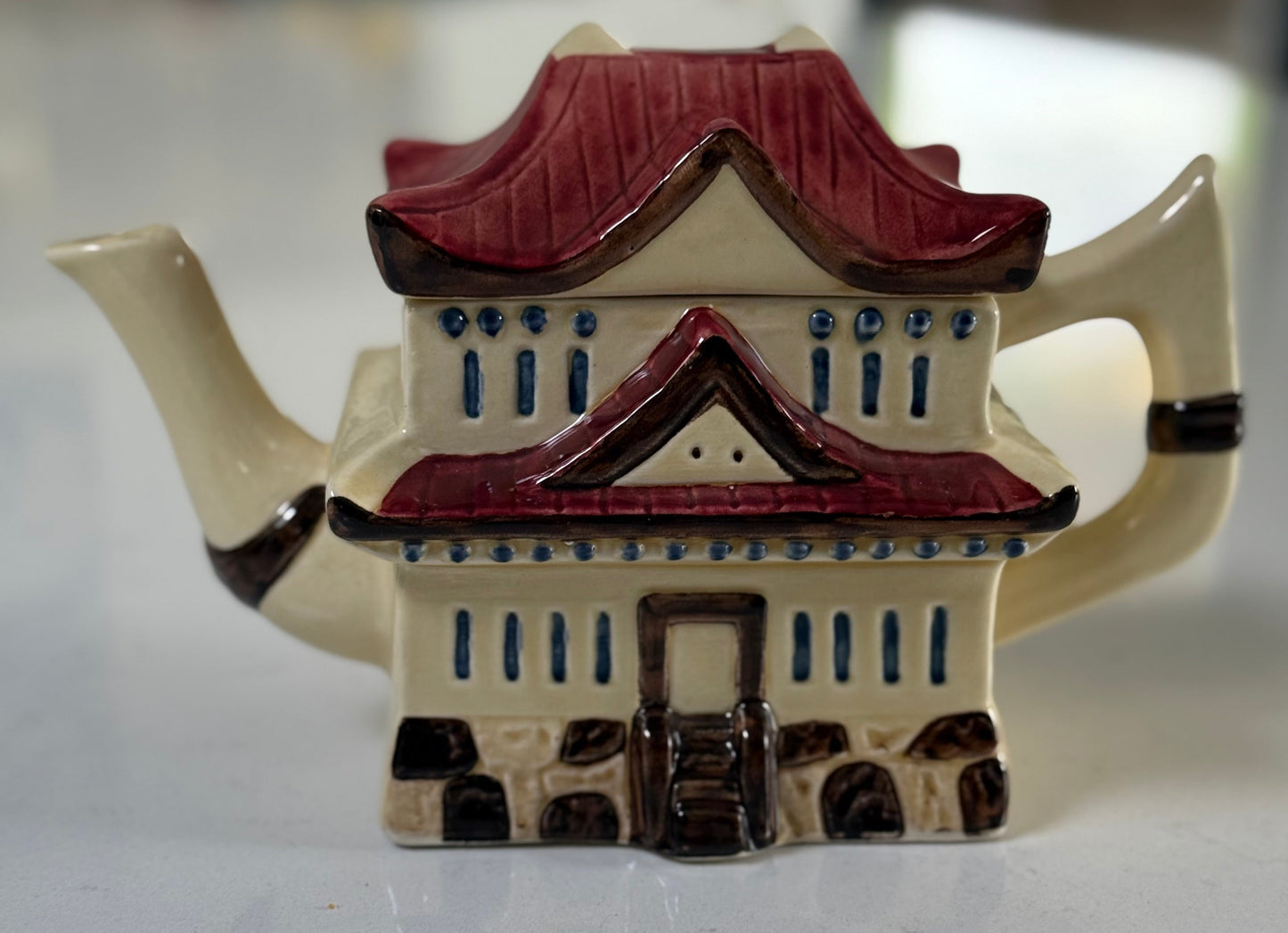 Vintage ‘Tony Wood’ Pagoda Teapot