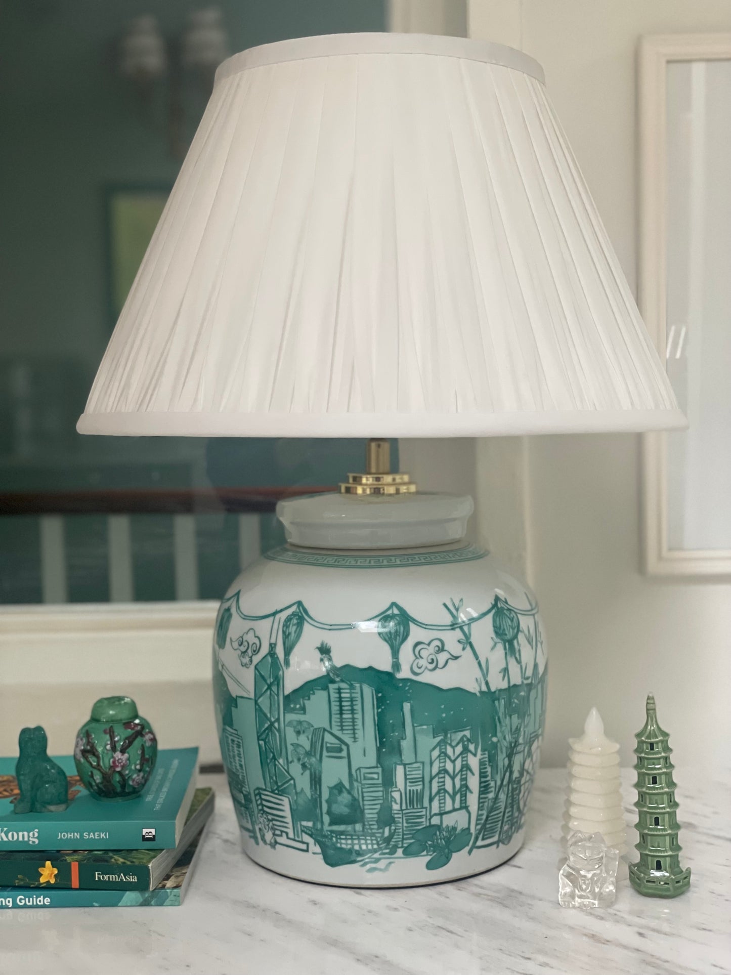 ‘Hong Kong Homage' Ginger Jar Lamp: Jade Green