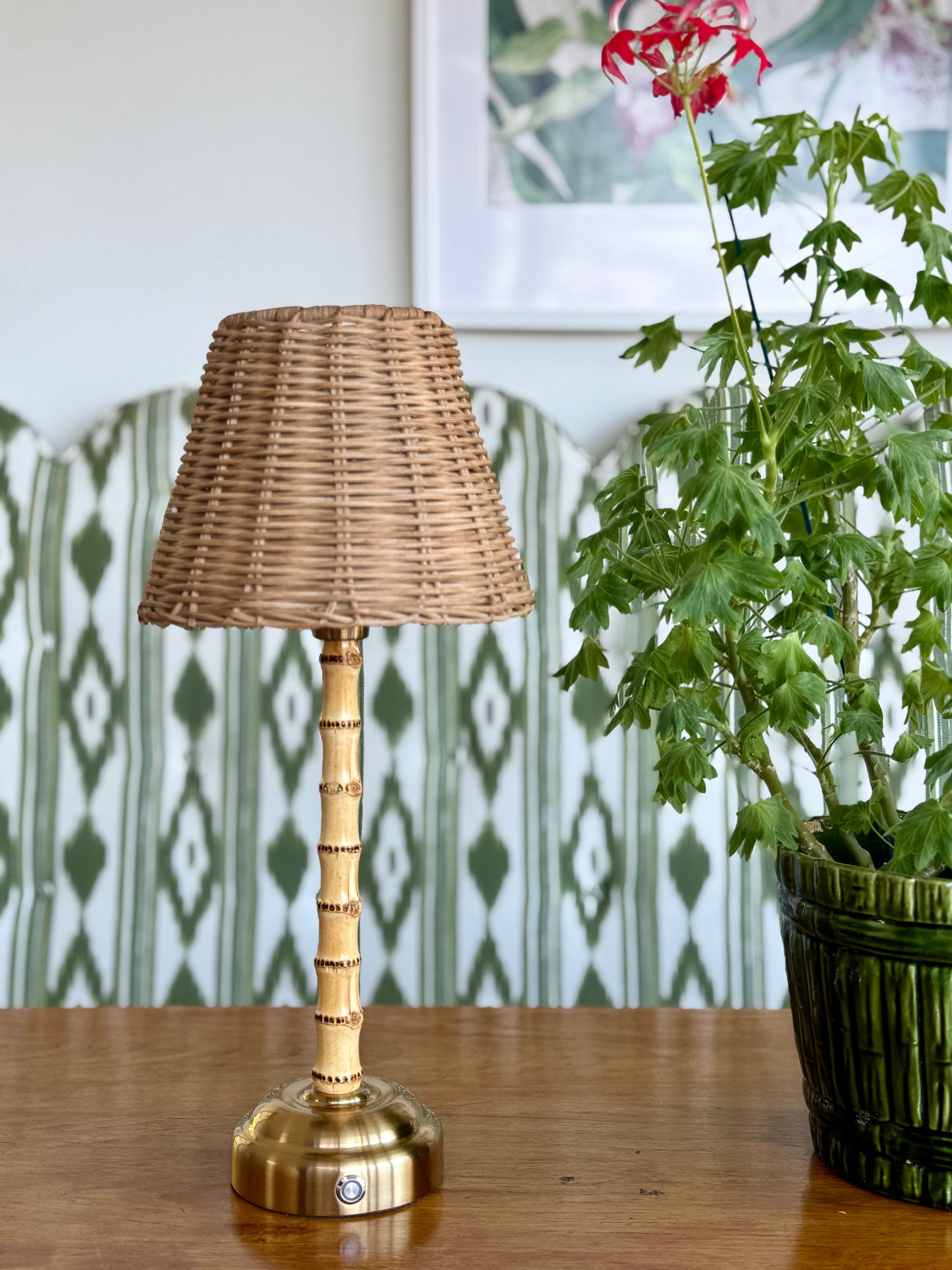 Hanoi bamboo rechargeable lamp