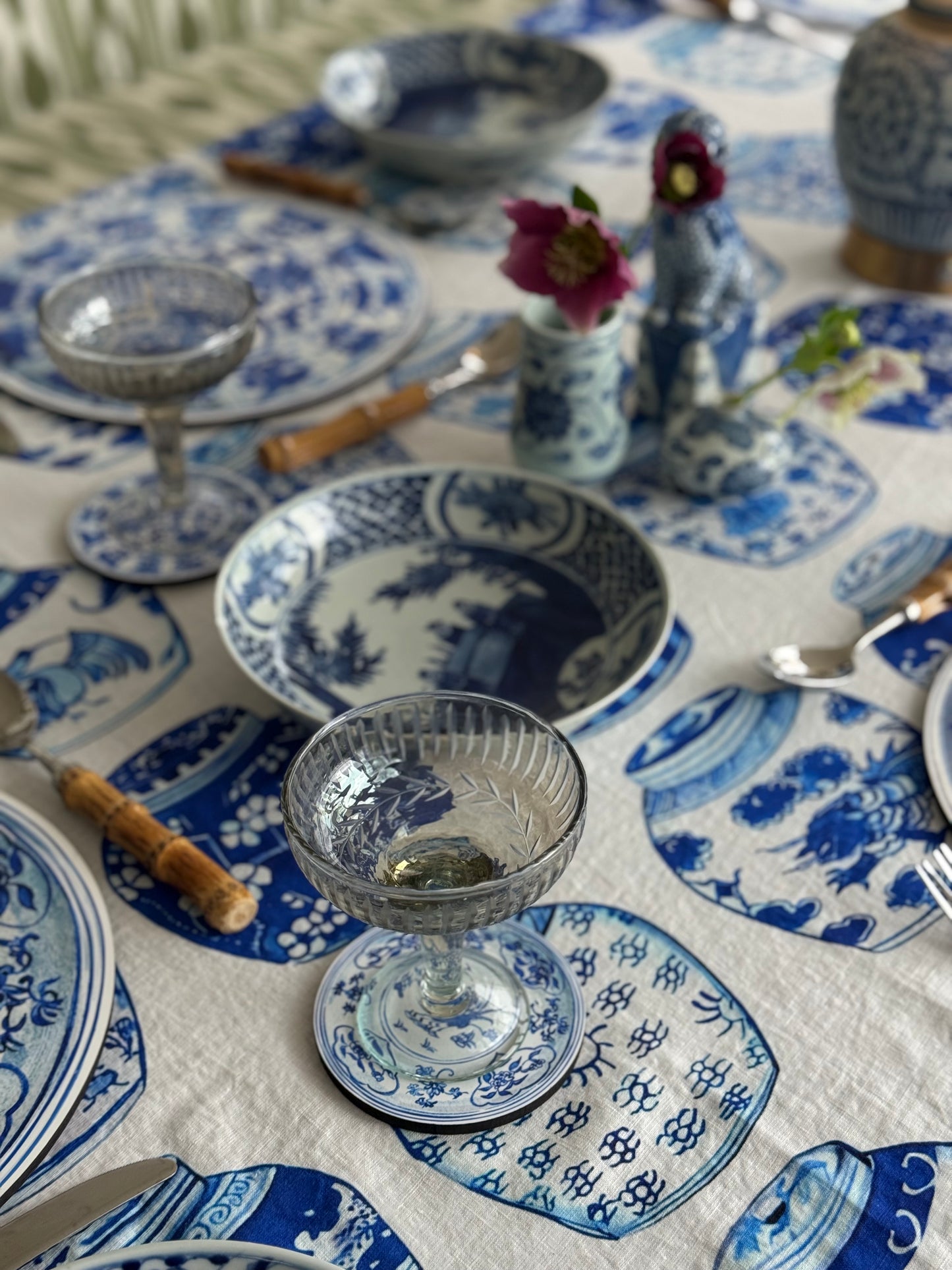 Ginger Jars Linen Tablecloth