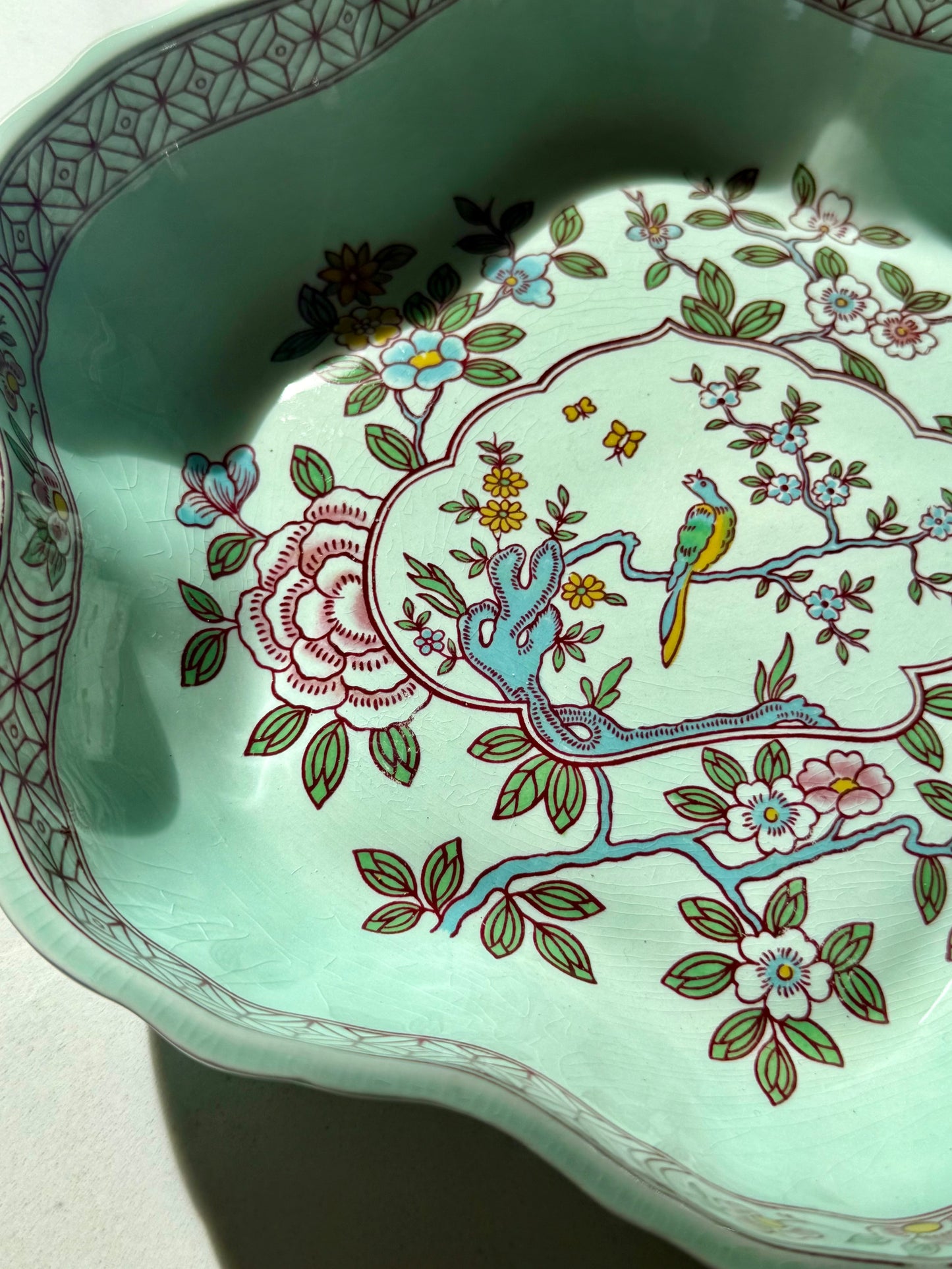 Vintage 'Singapore Bird' Scalloped Bowl