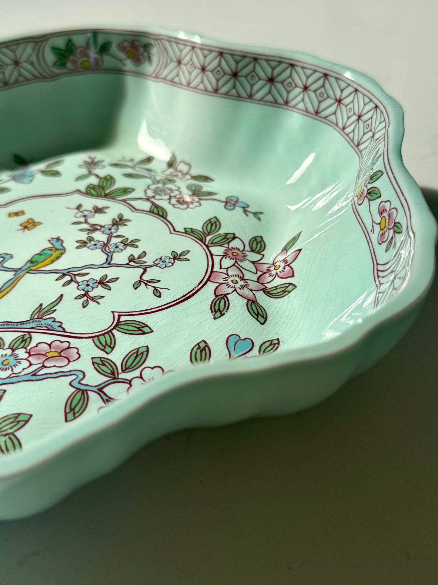 Vintage 'Singapore Bird' Scalloped Bowl