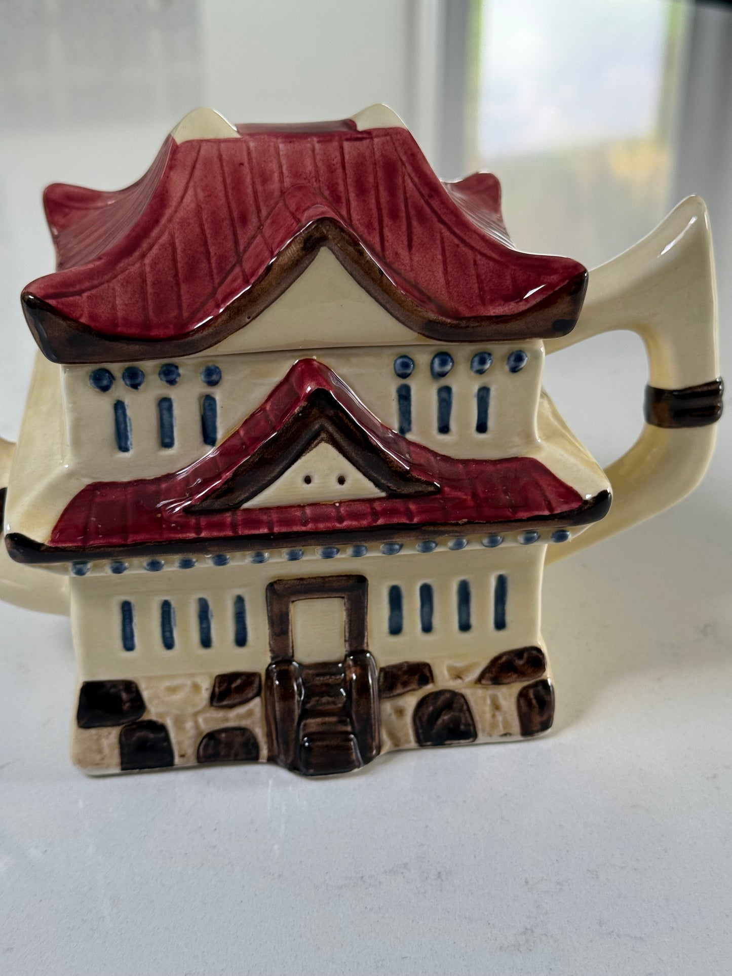 Vintage ‘Tony Wood’ Pagoda Teapot