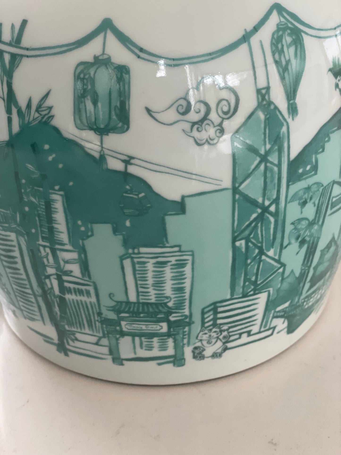 ‘Hong Kong Homage' Ginger Jar Lamp: Jade Green