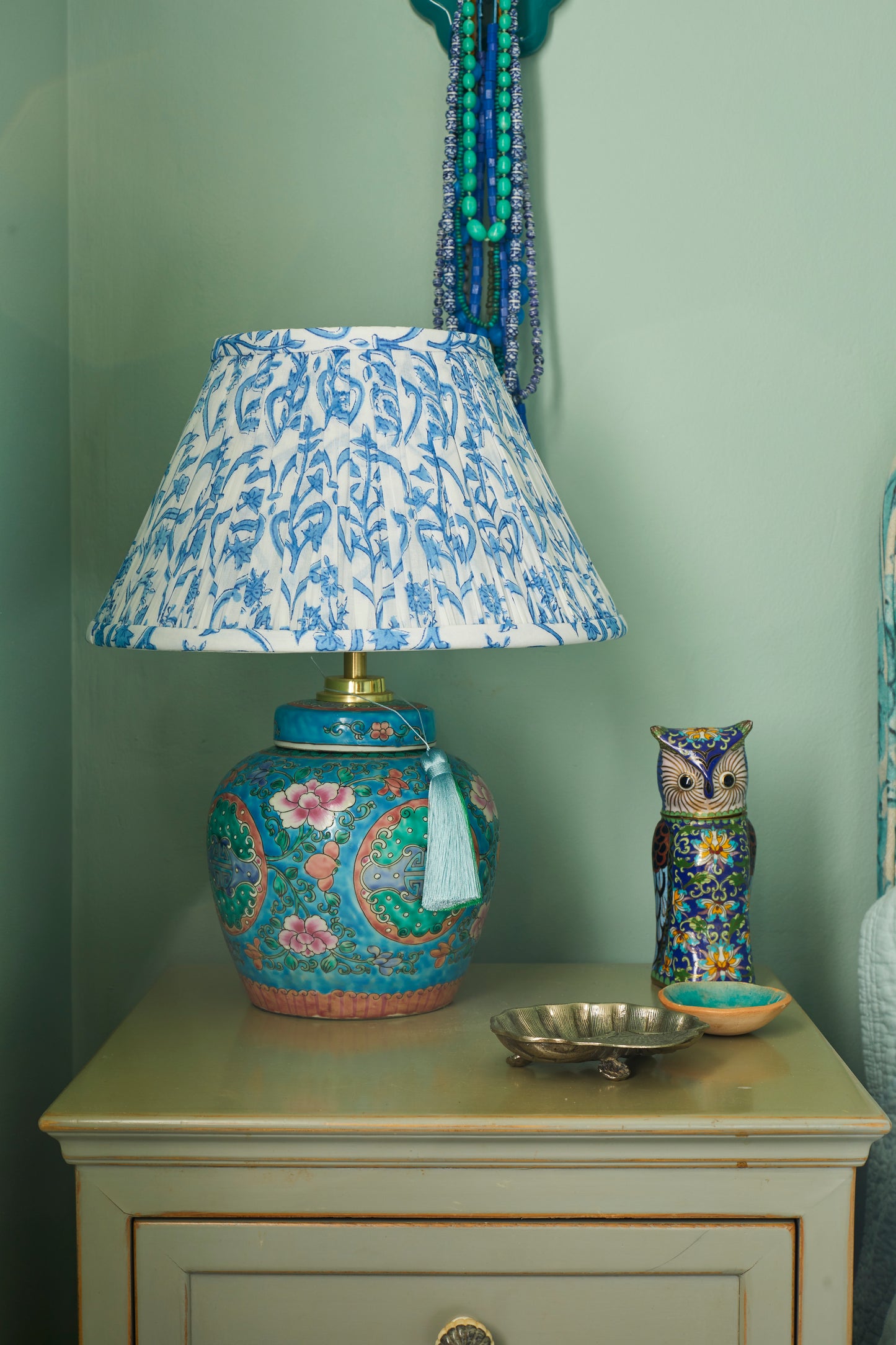 Famille Bleu Ginger Jar Lamp