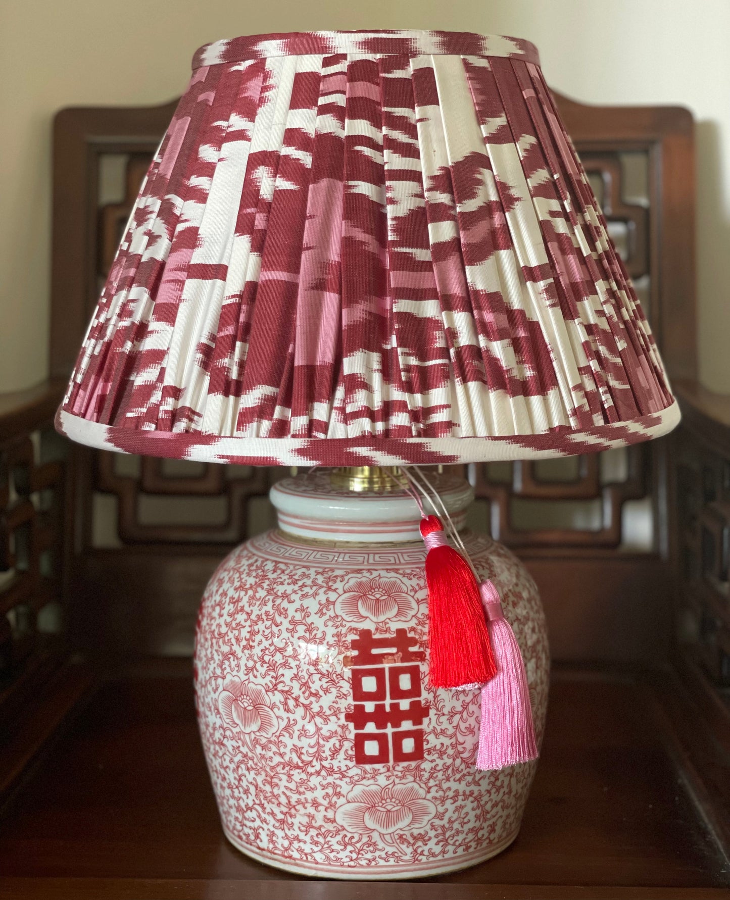 Coral Double Happiness Ginger Jar Lamp