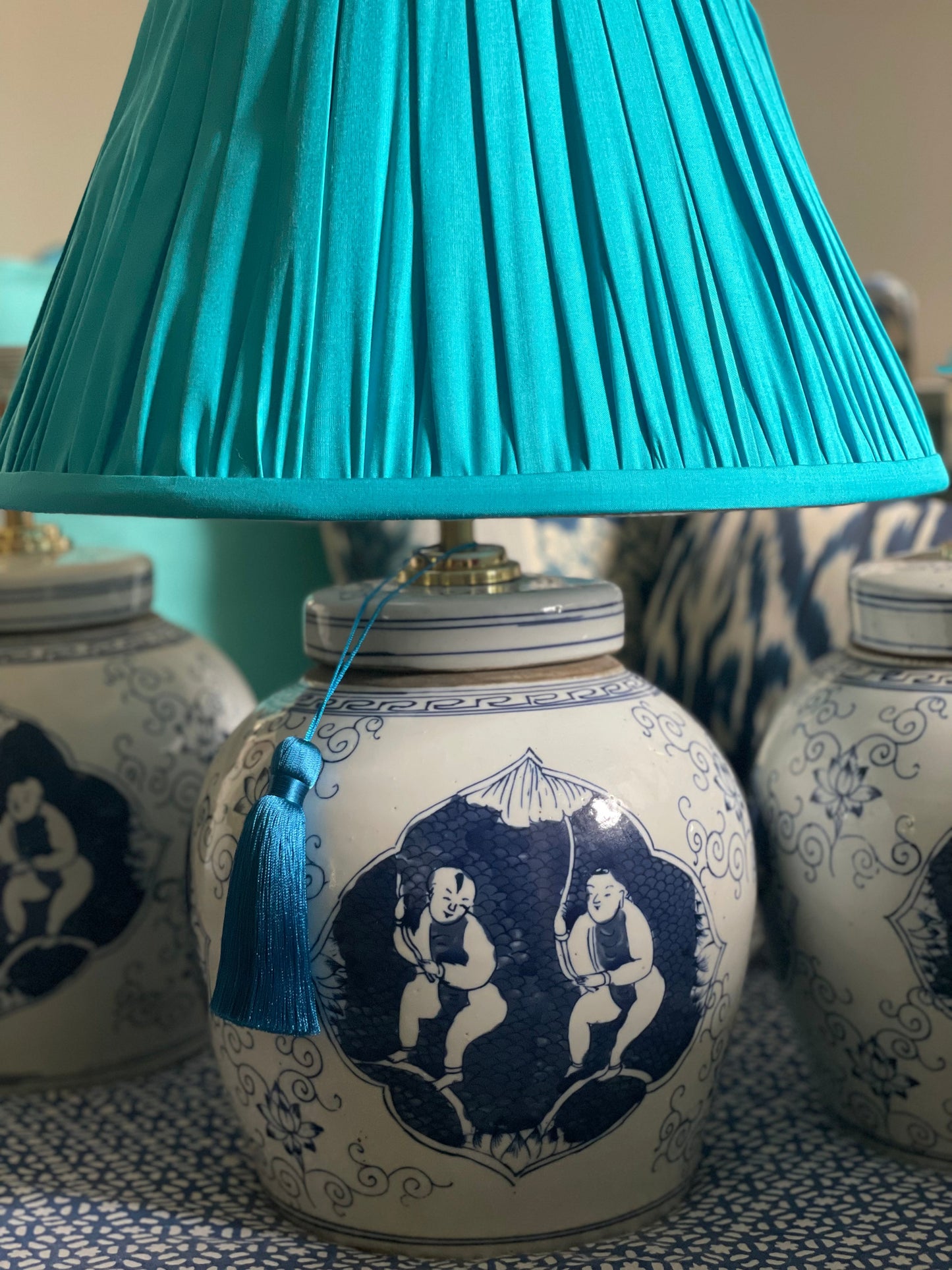 Cherubs Ginger Jar Lamp
